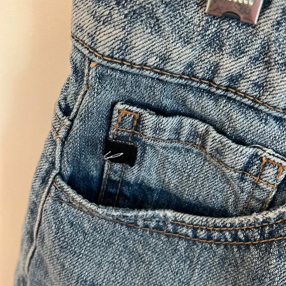 KanCan Women’s Jean Shorts / Size S / Very Good Pre-Owned Condition / Cotton - Picture 6 of 9